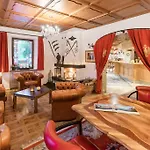 Hotel Adler